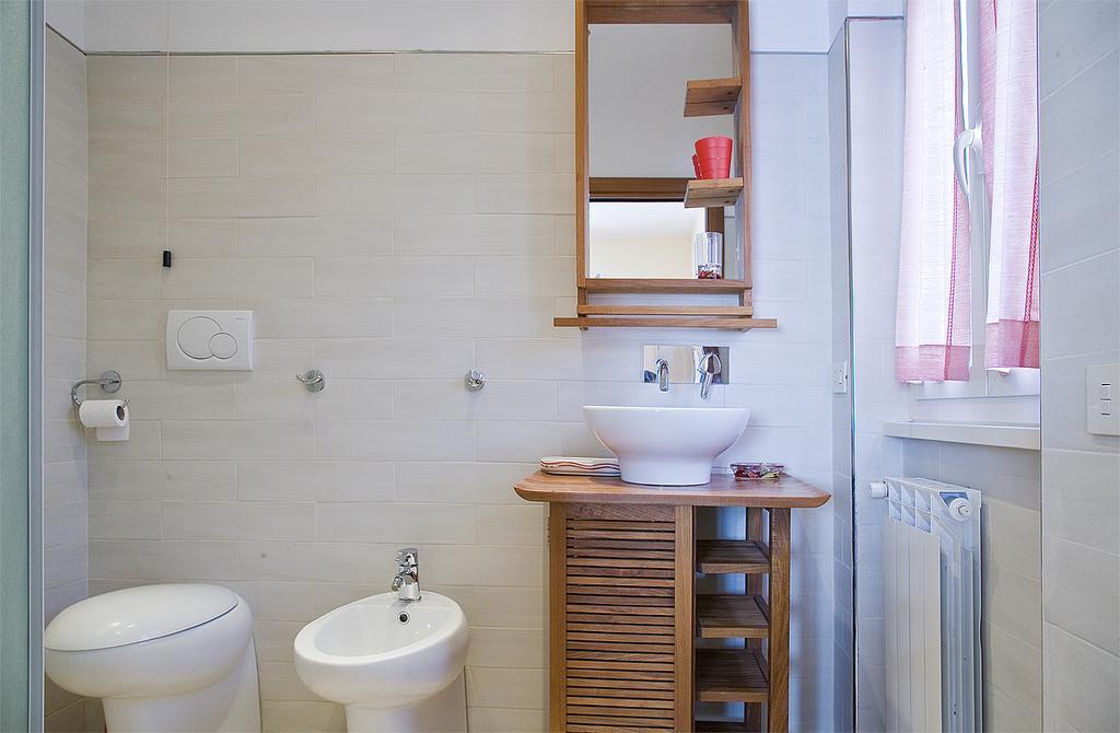 La Dolce Sosta Hotell Lido di Ostia Exteriör bild